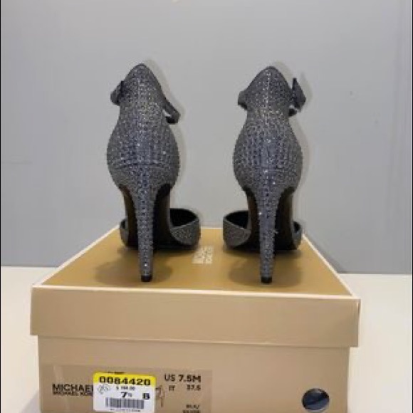 Michael Kors heels - Picture 3 of 5